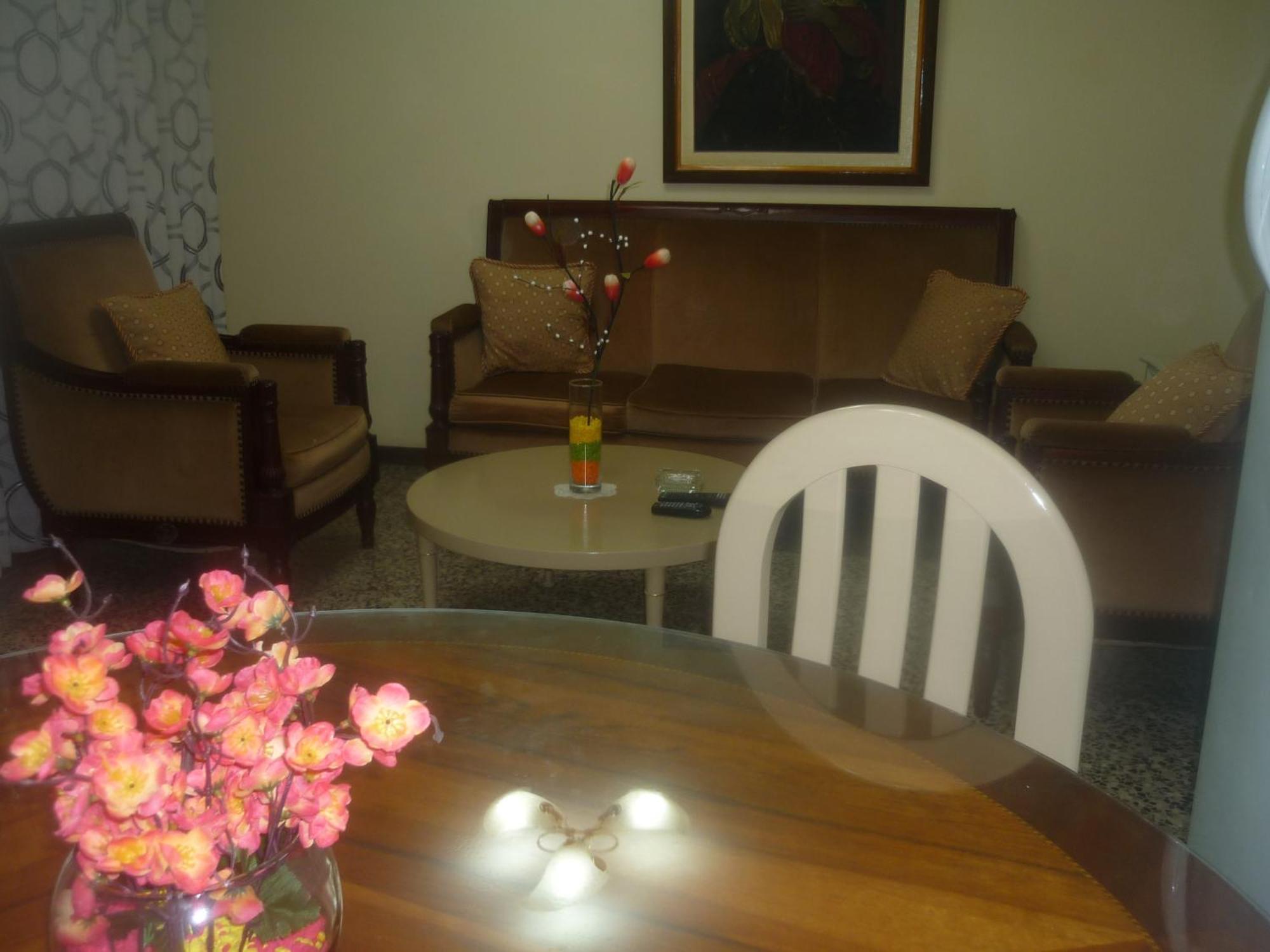 Strenua - Las Quintanas Hostel Trujillo Kültér fotó