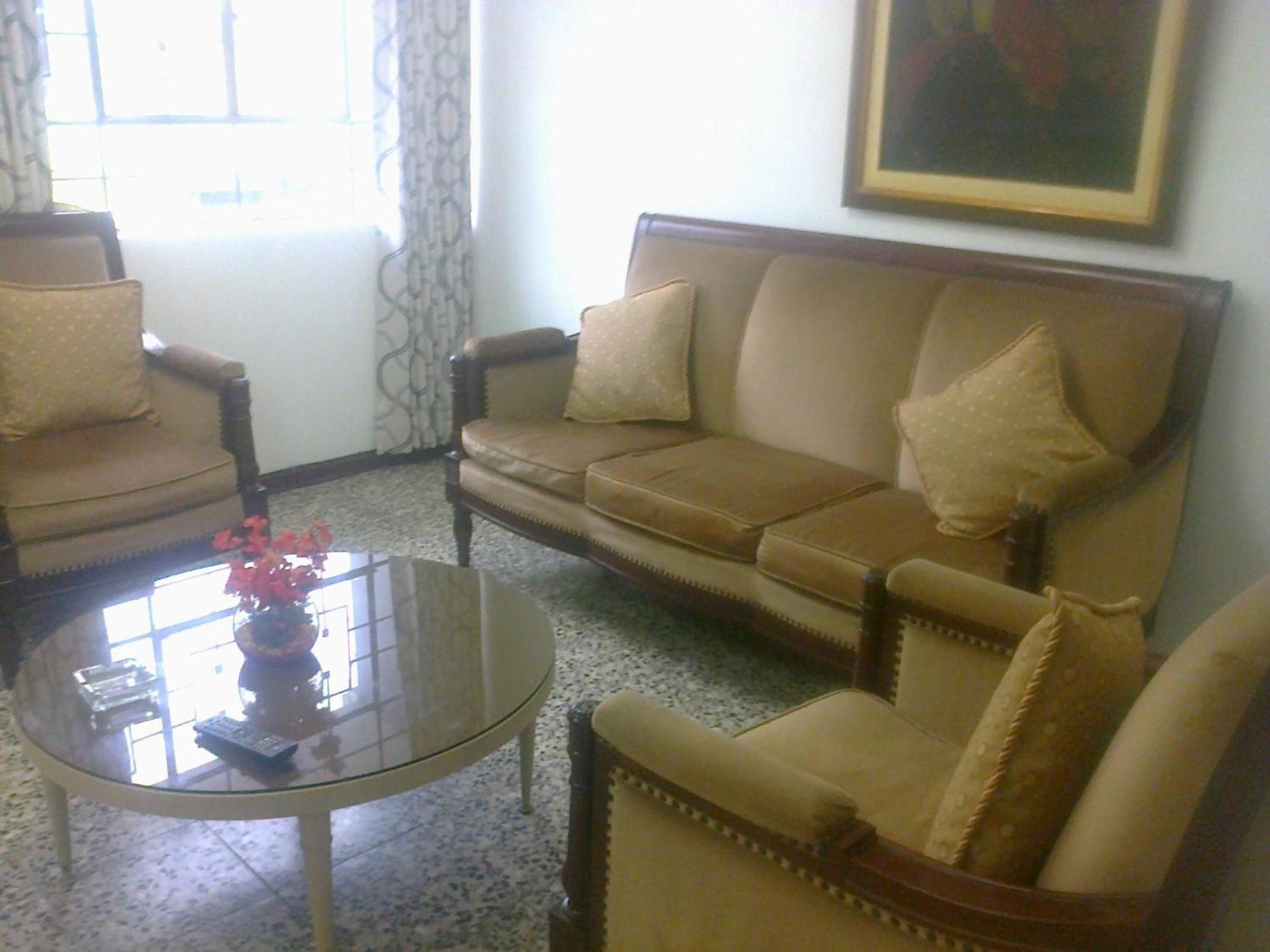 Strenua - Las Quintanas Hostel Trujillo Kültér fotó