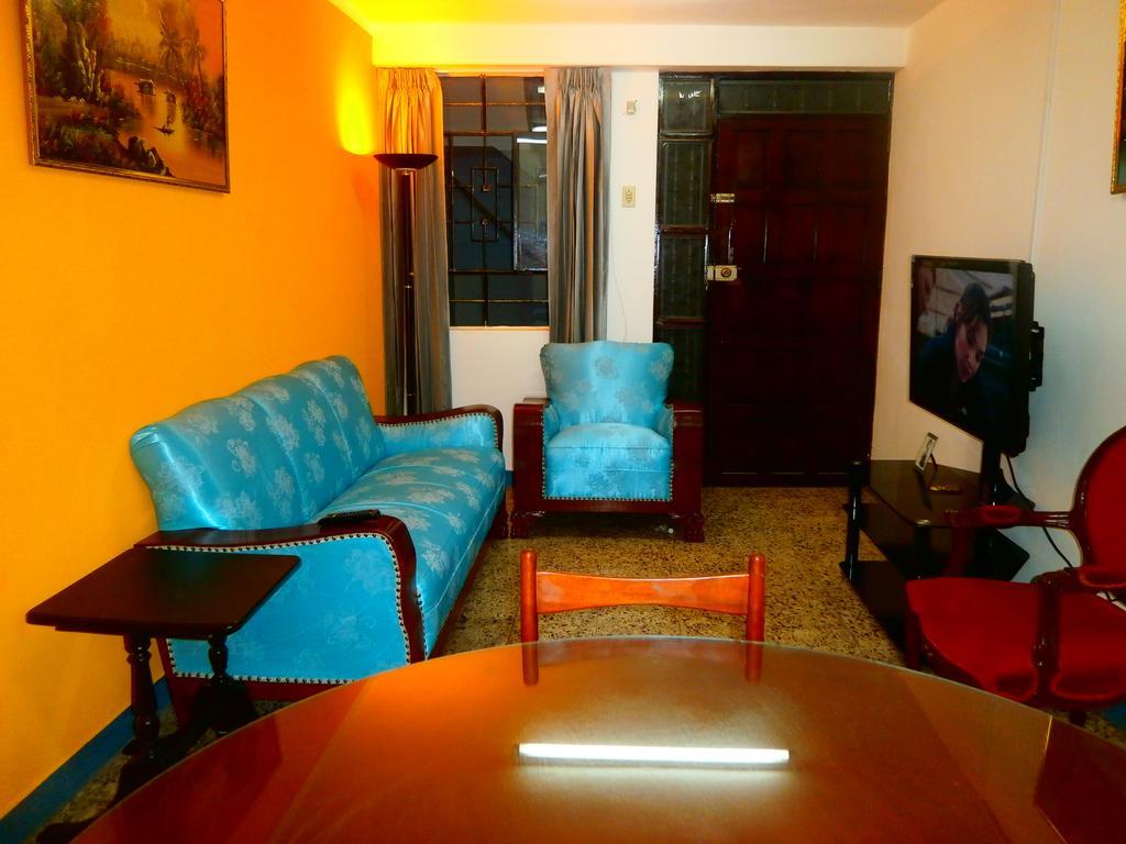 Strenua - Las Quintanas Hostel Trujillo Kültér fotó