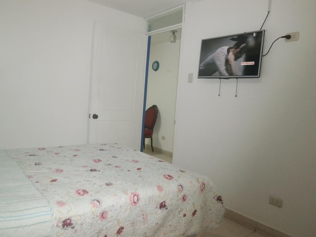 Strenua - Las Quintanas Hostel Trujillo Kültér fotó