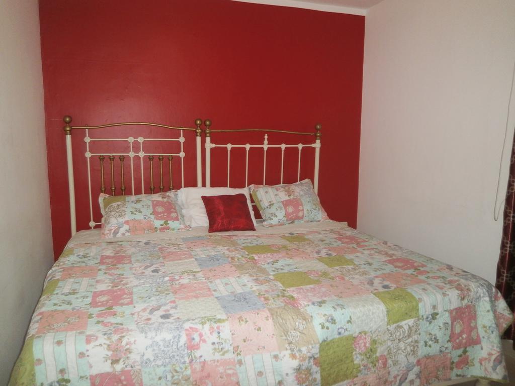 Strenua - Las Quintanas Hostel Trujillo Kültér fotó