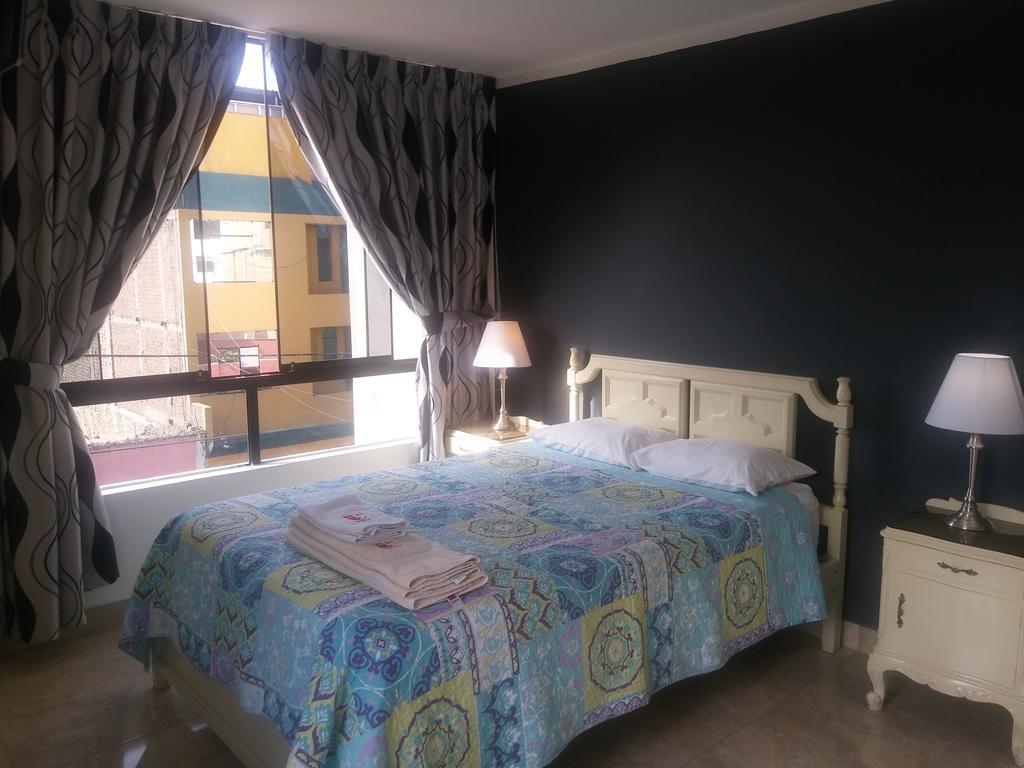Strenua - Las Quintanas Hostel Trujillo Kültér fotó